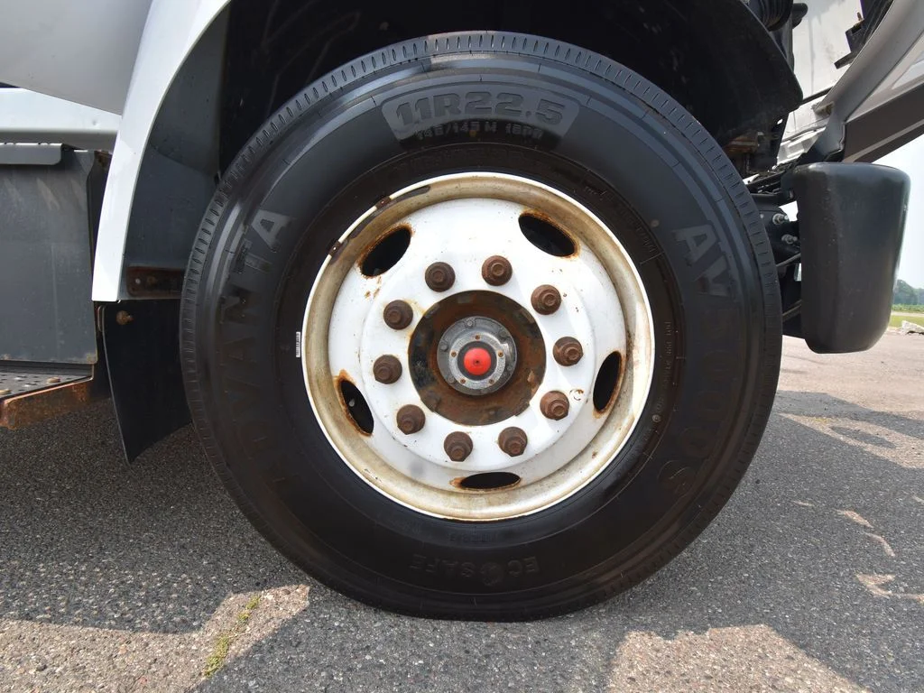 2019 Ford F-750 - Photo 27