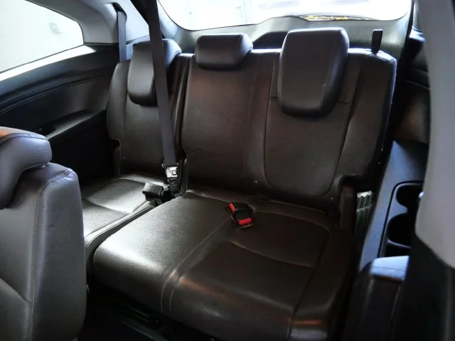 Certified Used 2018 Gray Honda EX-L image 14
