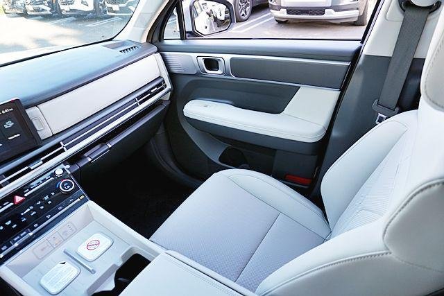 New 2026 Silver Hyundai SEL image 26