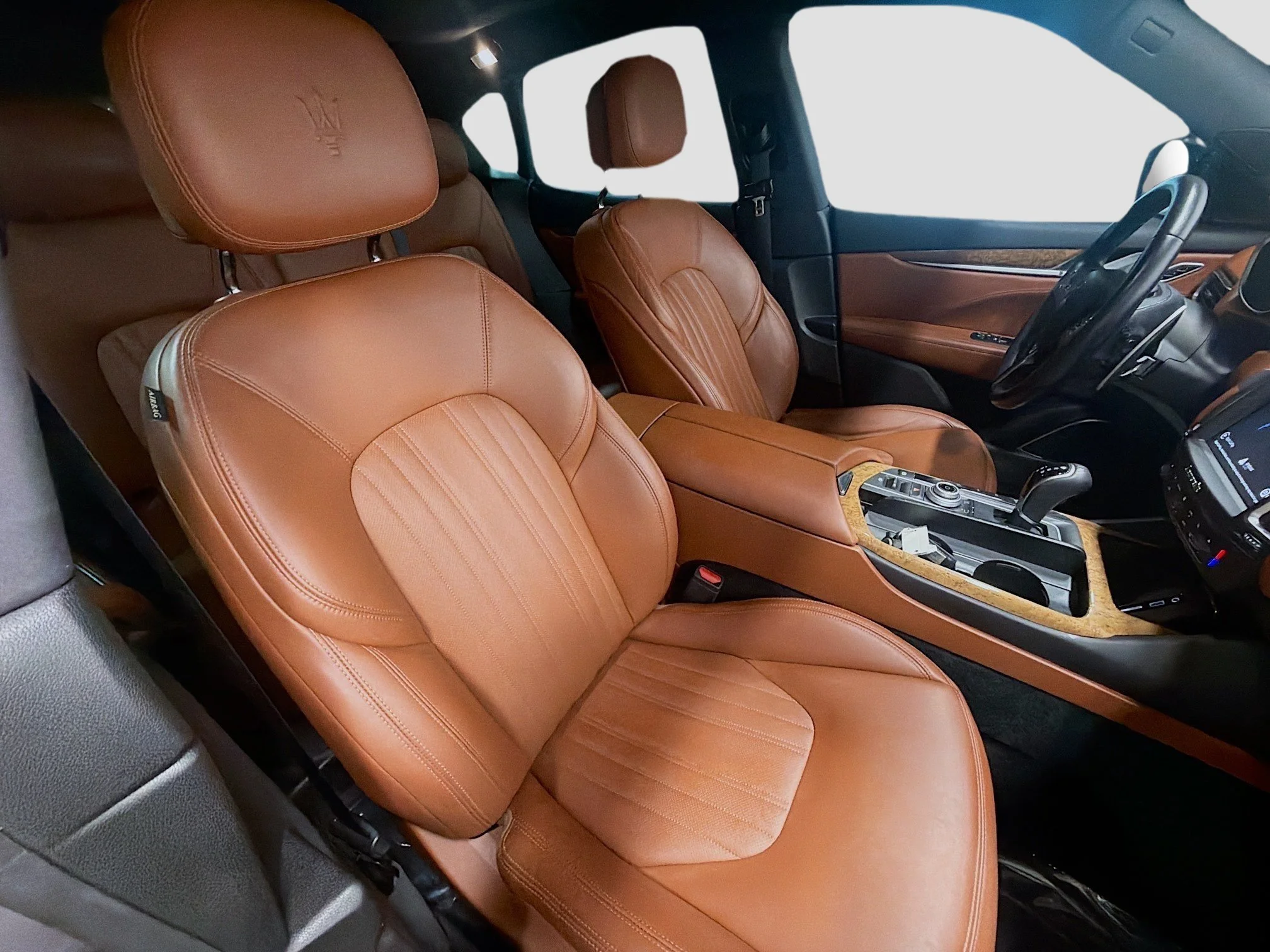 Used 2018 Gray Maserati GranLusso image 14