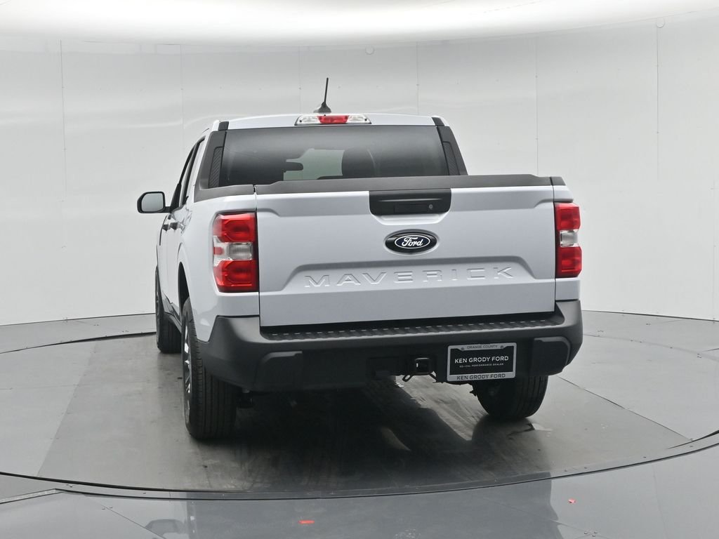 New 2026 Space White Metallic Ford XLT image 26
