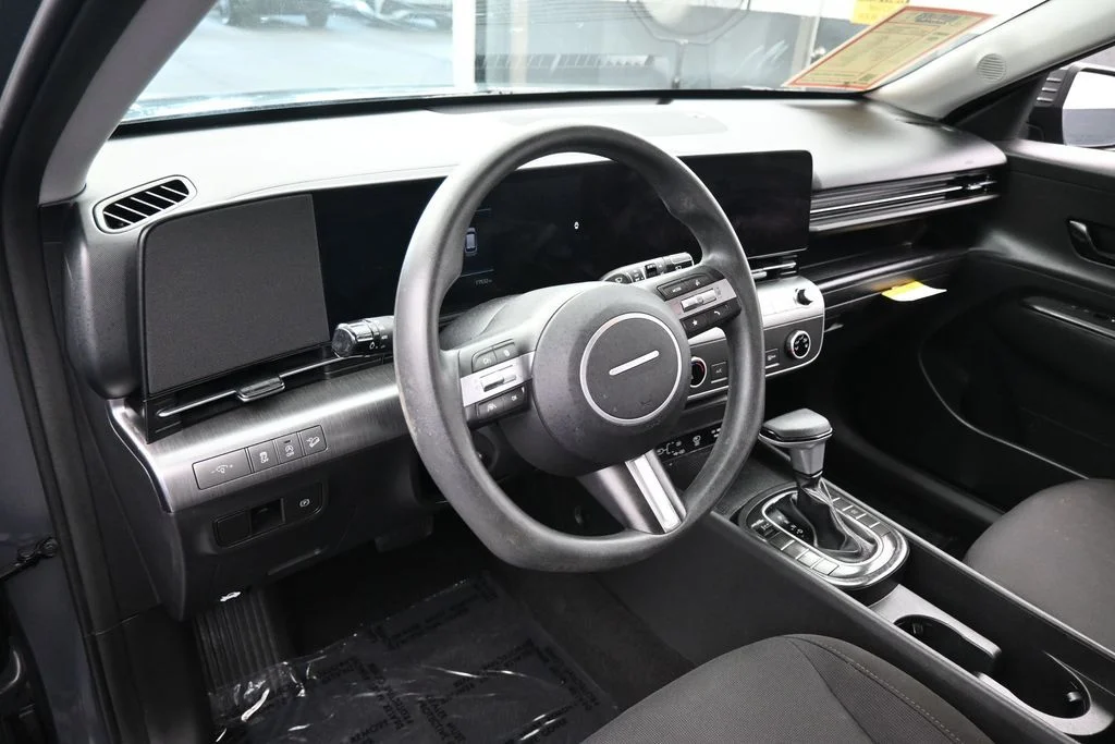 Used 2024 Ecotronic Gray Pearl Hyundai SE image 11