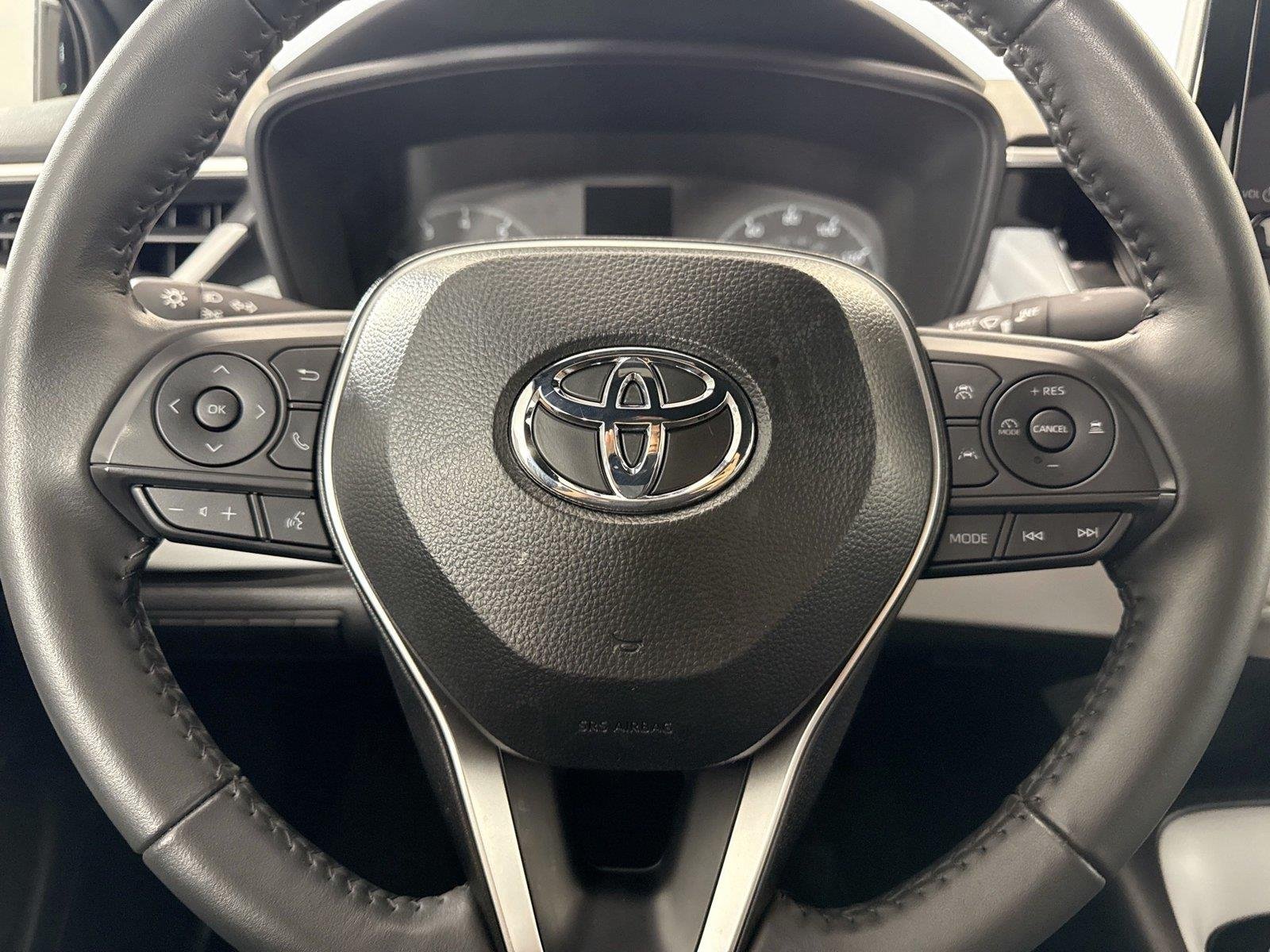 Certified Used 2025 Midnight Black Metallic Toyota SE image 16