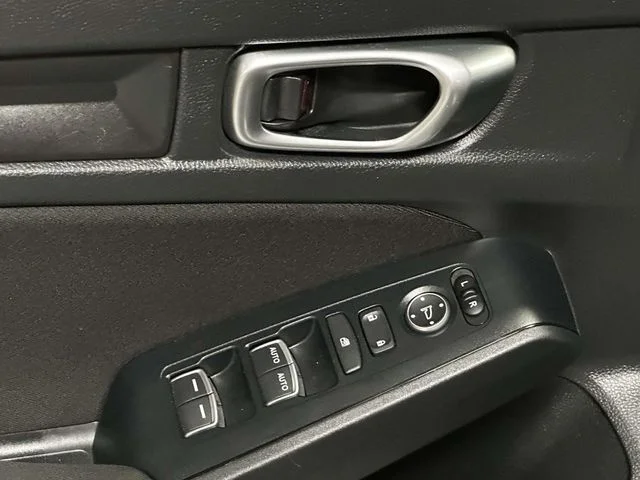 2023 Honda Civic Hatchback Sport - Photo 12