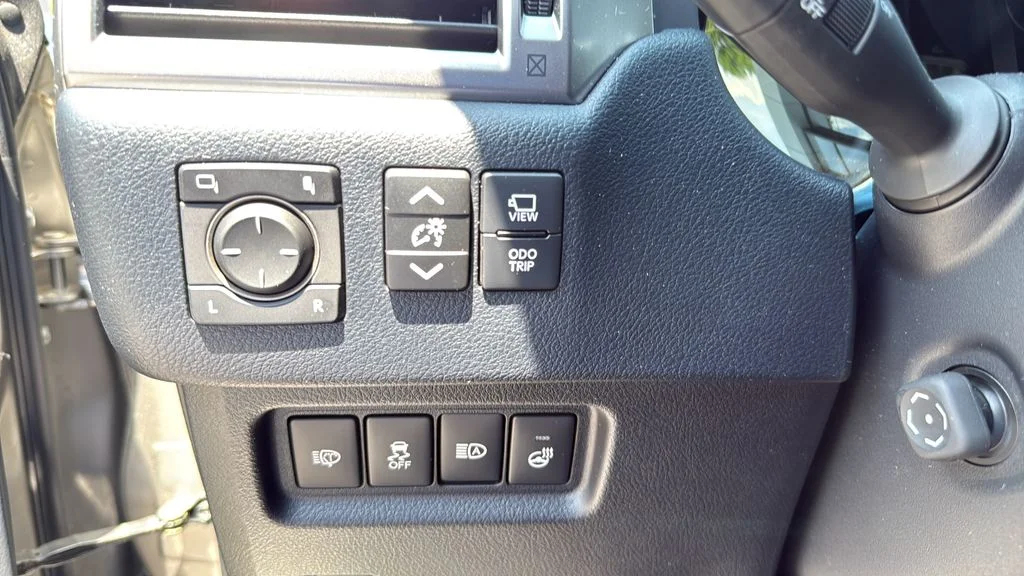Certified Used 2023 Silver Lexus 460 Luxury image 22