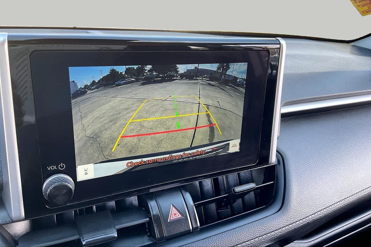 Used 2025 Ice Cap Toyota XLE image 23