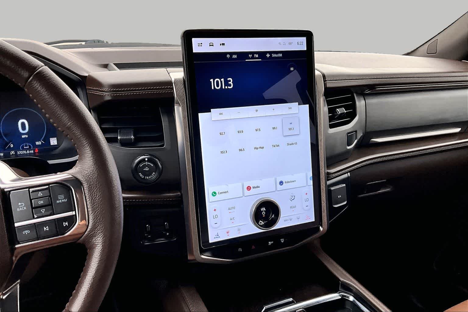 Used 2024 Agate Black Ford King Ranch image 7
