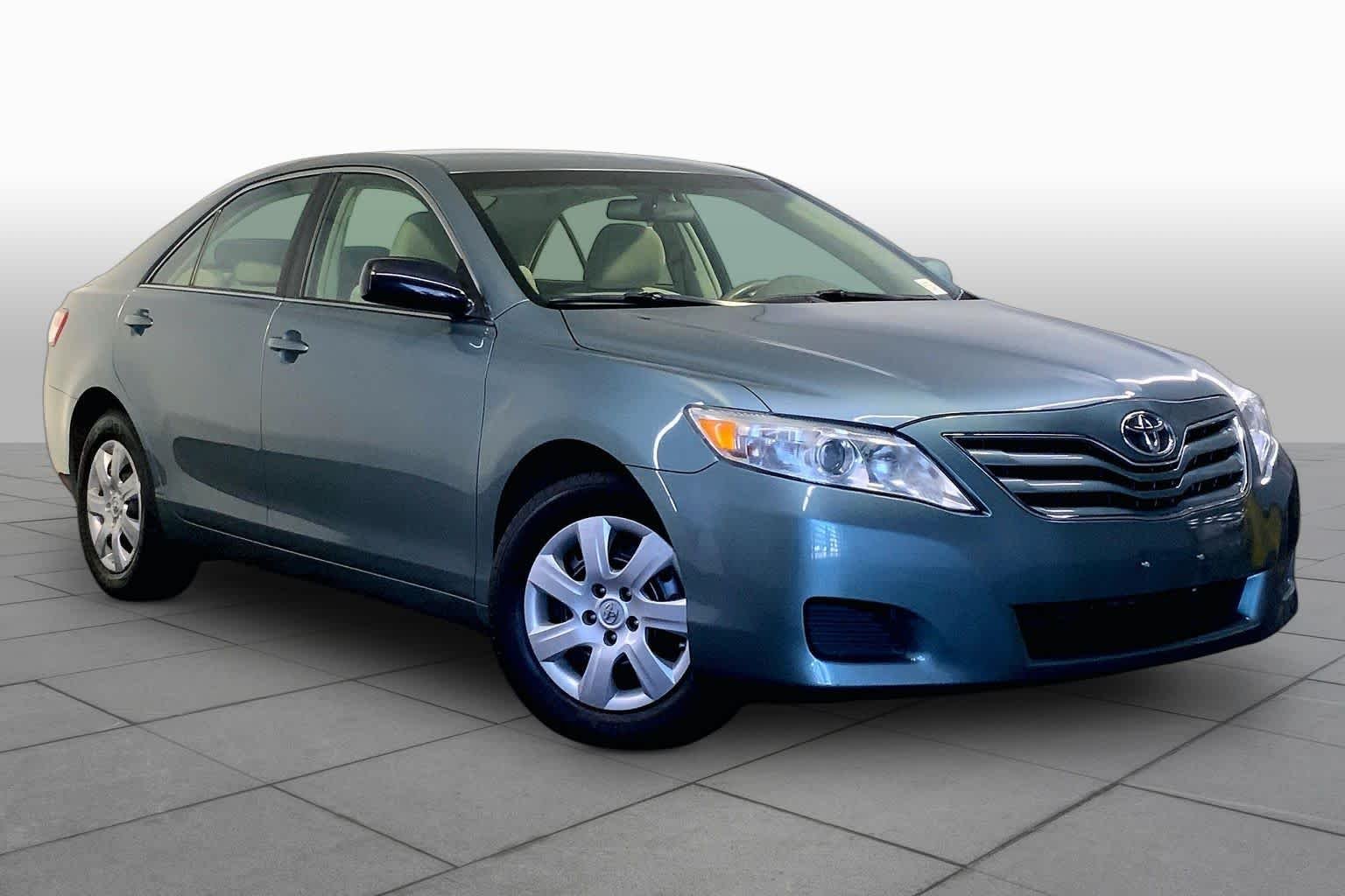 Used 2011 Aloe Green Metallic Toyota LE image 2