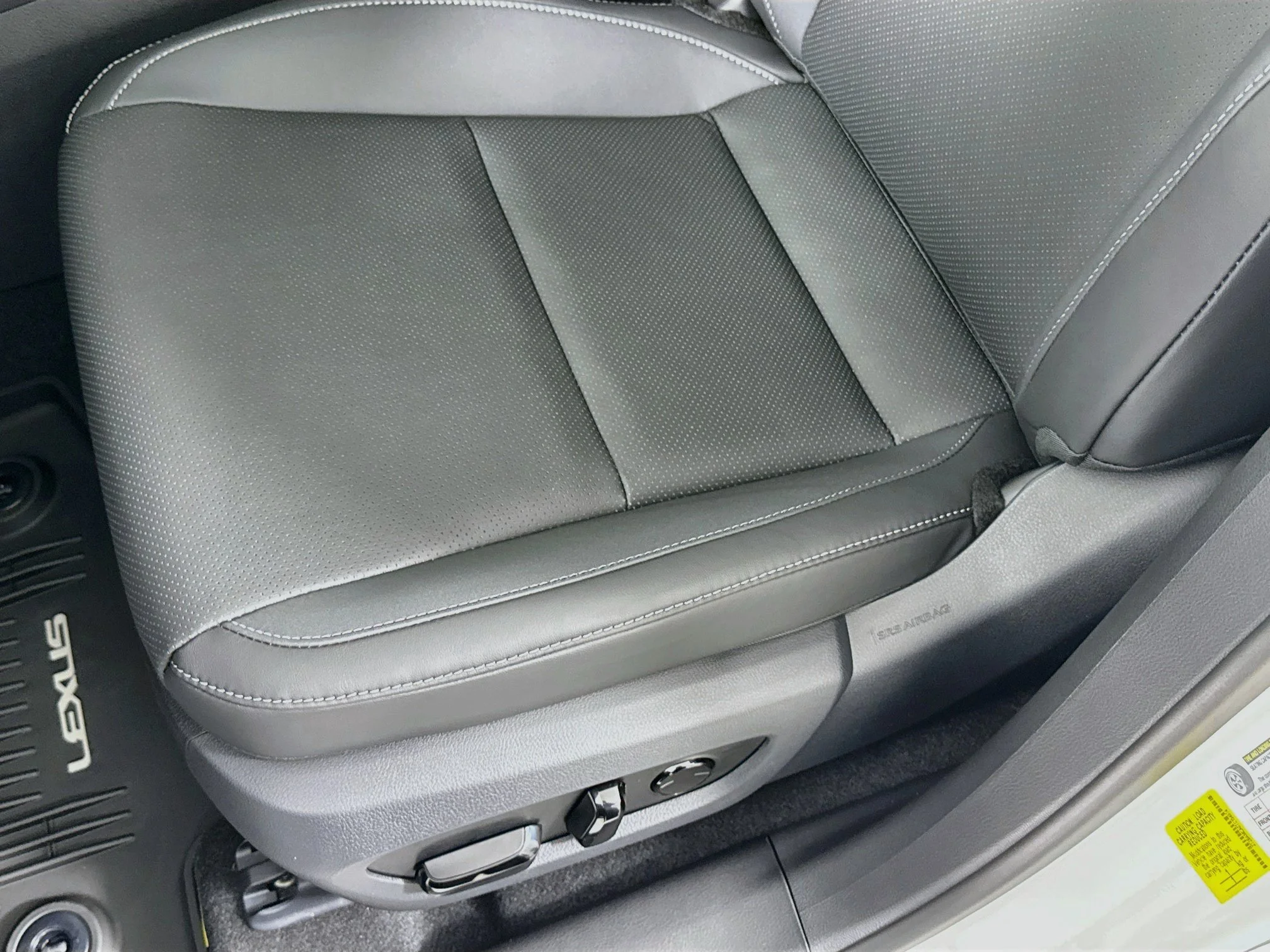 New 2026 Eminent White Pearl Lexus  350 PREMIUM AWD image 21