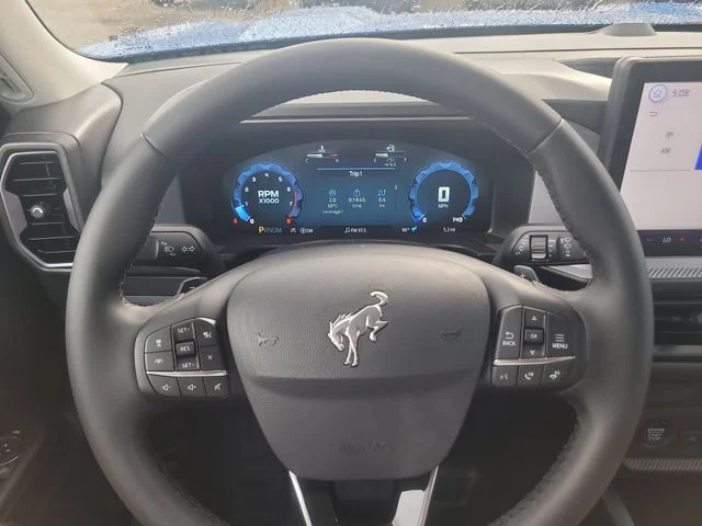 New 2026 Blue Metallic Ford Badlands image 27