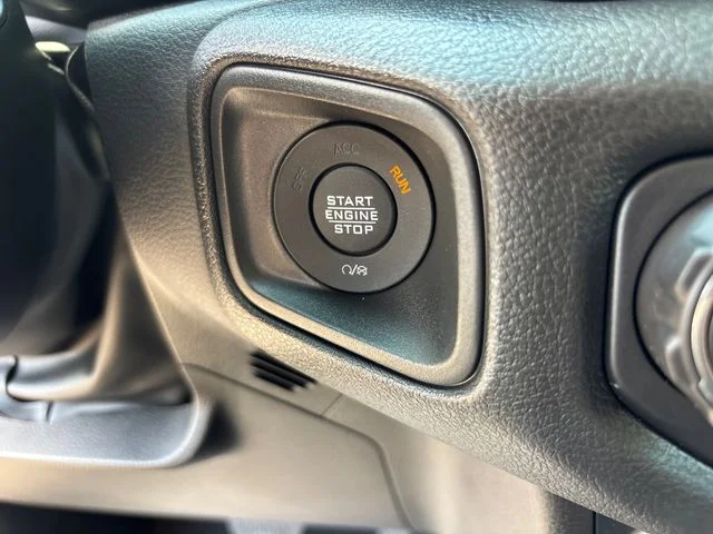 New 2026 Granite Crystal Metallic Clear-Coat Exterior Paint Jeep 85th Anniversary Edition image 16