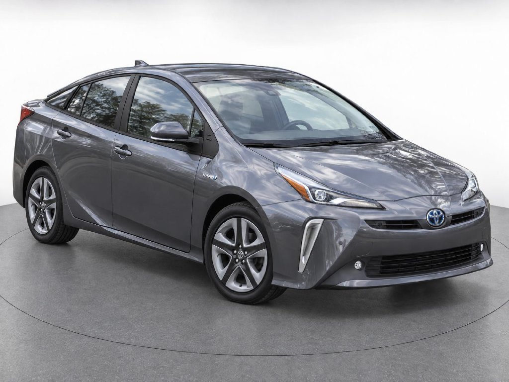 Used 2022 Gray Toyota XLE image 2