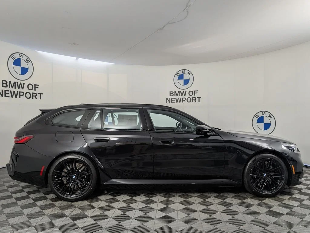 New 2027 Black BMW Base image 5