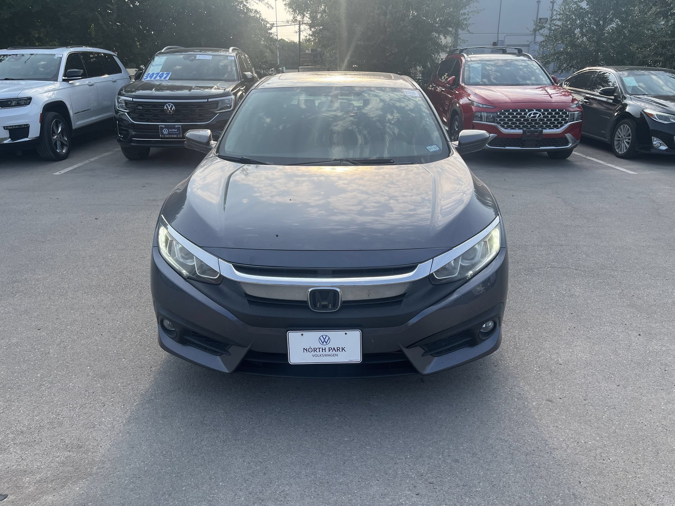 Used 2017 Gray Honda EX-L image 6