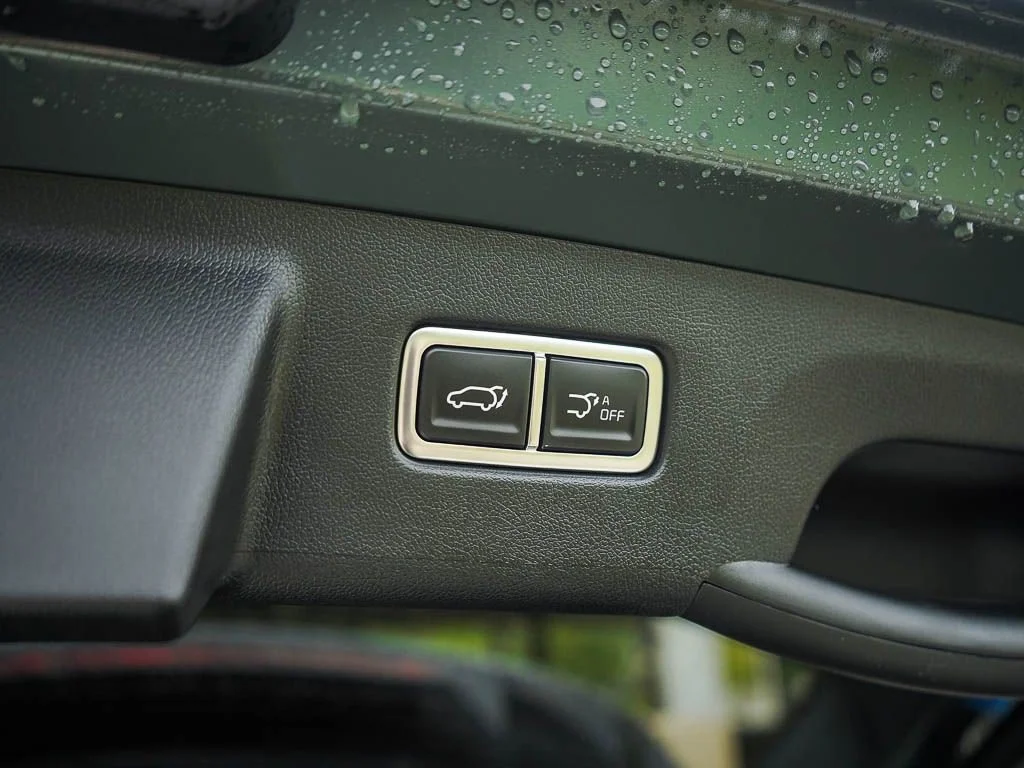 New 2026 Aurora Black Pearl Kia EX AWD image 9