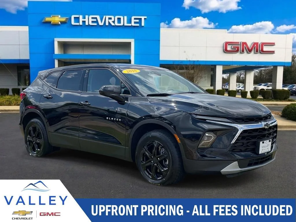 Used 2025 Black Chevrolet 2LT image 1