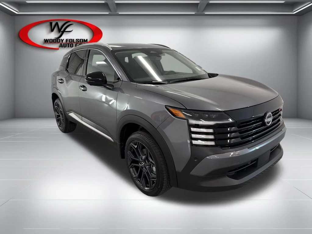 New 2026 Gun Metallic Nissan SR image 3