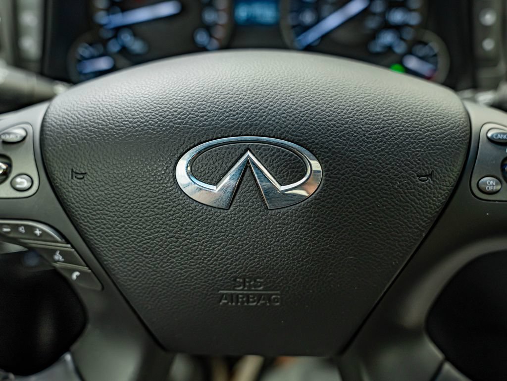 Used 2015 Moonlight White INFINITI 3.7X image 28