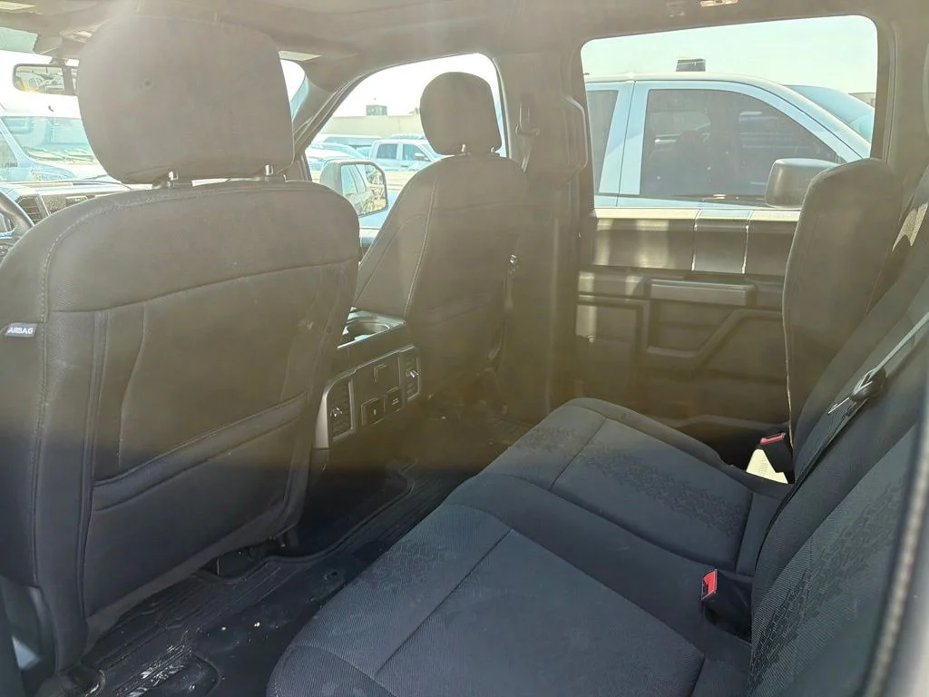 Used 2020 Black Ford XLT image 21