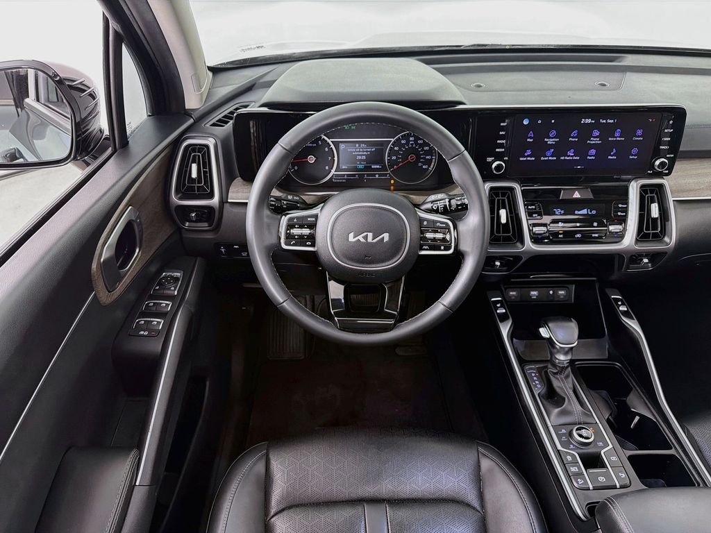 Used 2023 Aruba Green Kia X-Line EX image 23
