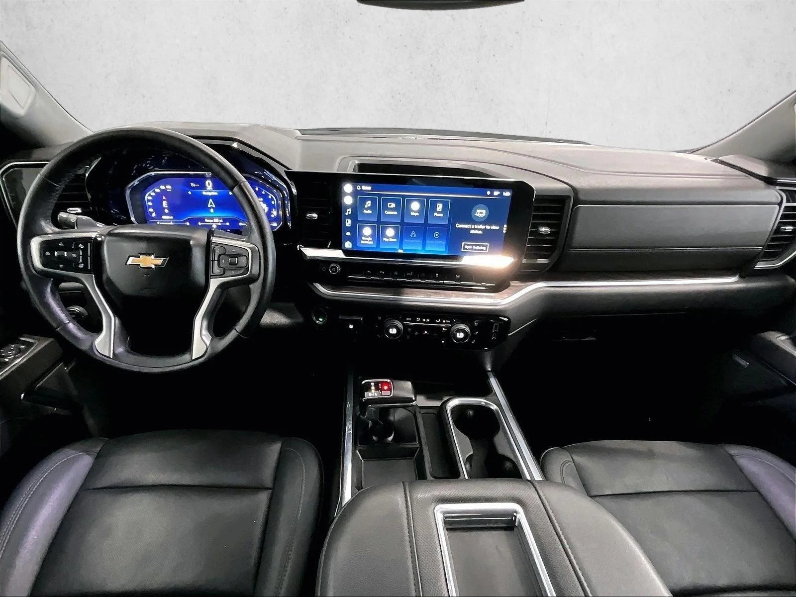 Used 2022 Iridescent Pearl Tricoat Chevrolet LTZ image 16