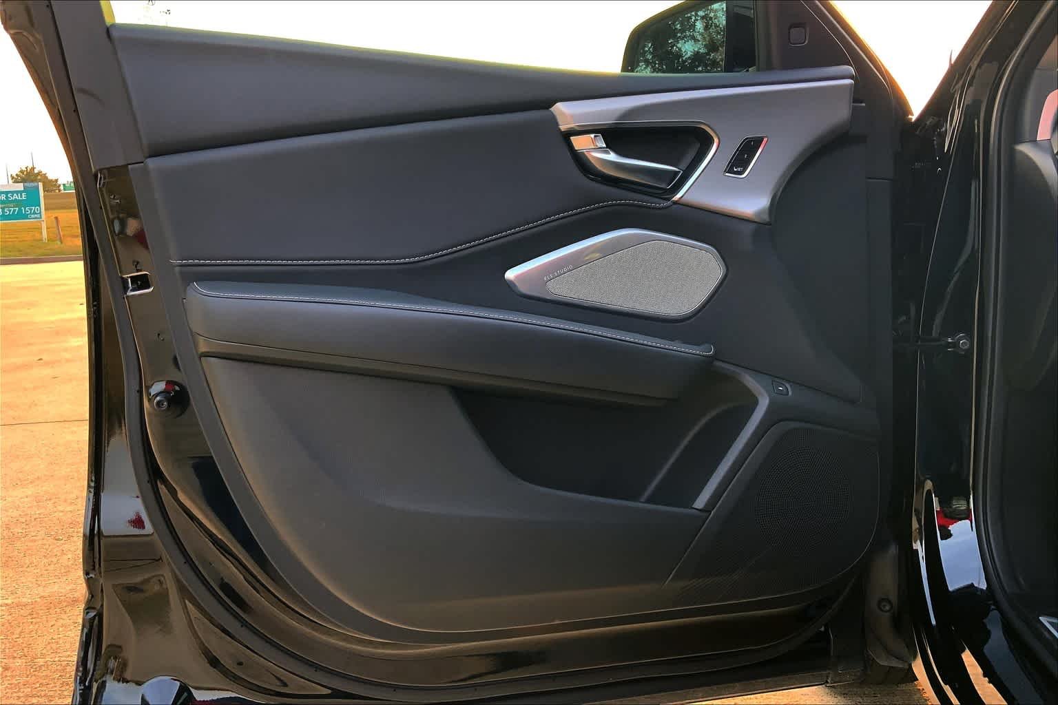 Used 2020 Majestic Black Pearl Acura w/Technology Pkg image 21