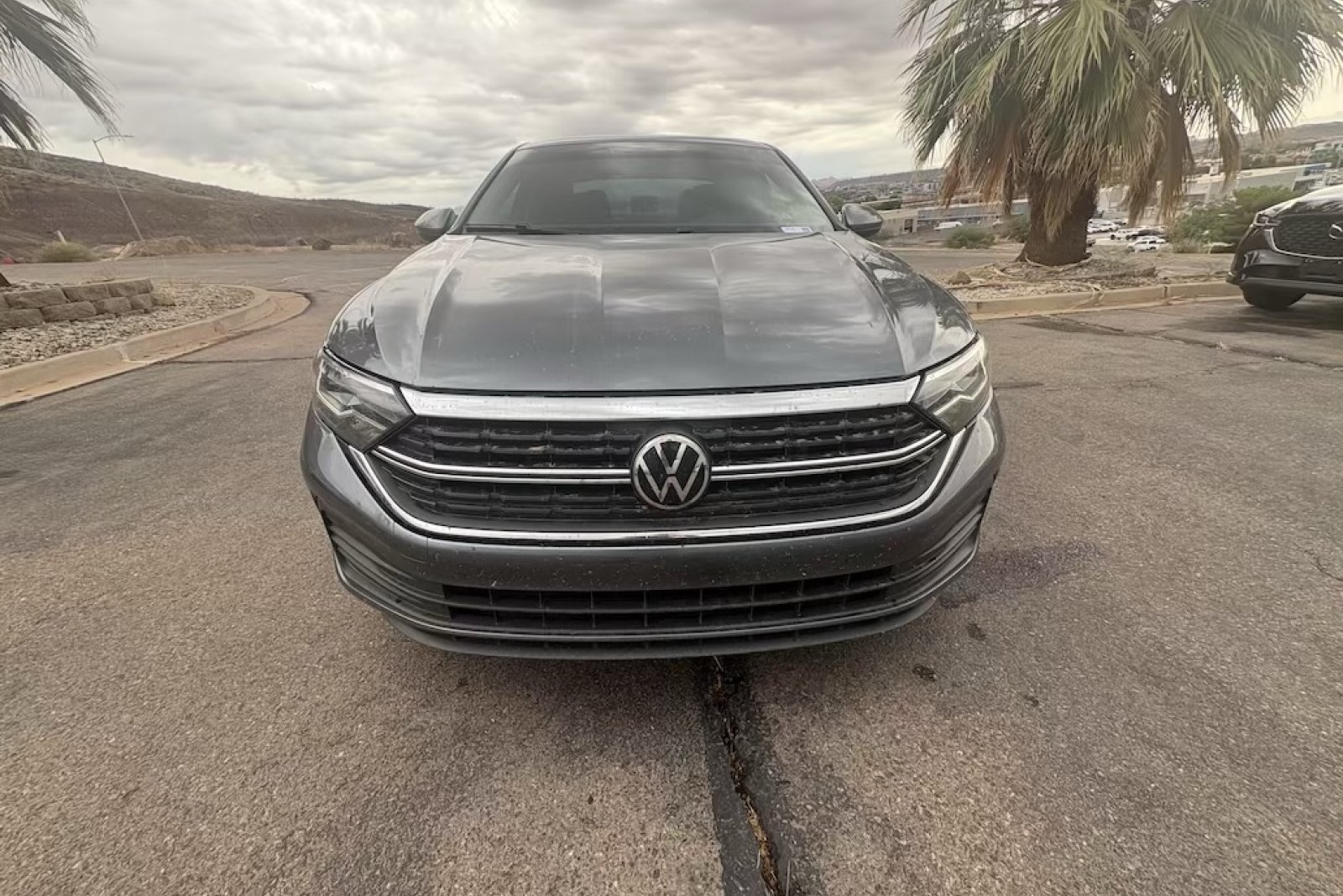 Used 2022 Gray Volkswagen S image 9