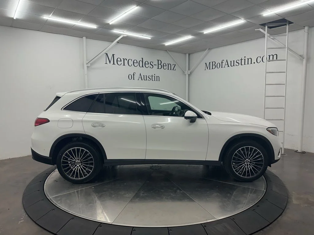 Used 2026 White Mercedes-Benz GLC 300 image 8