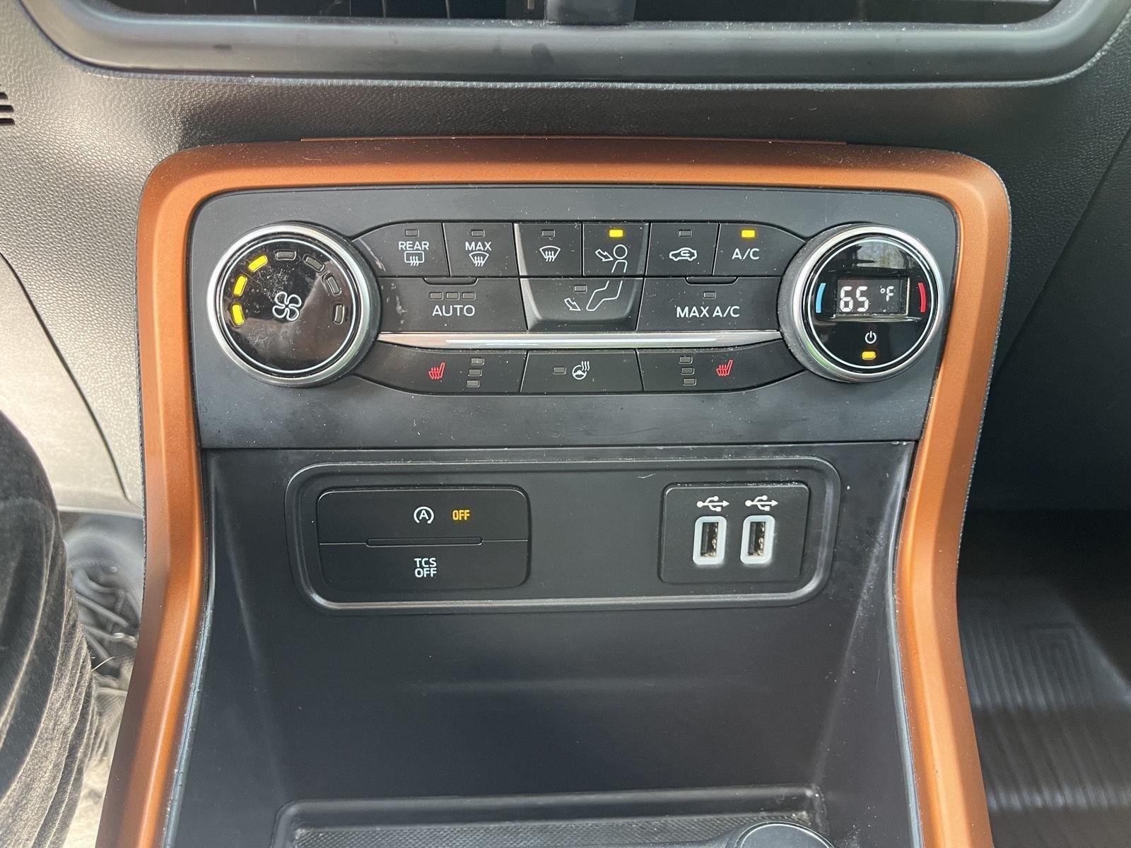 Used 2018 Lightning Blue Ford SES image 30