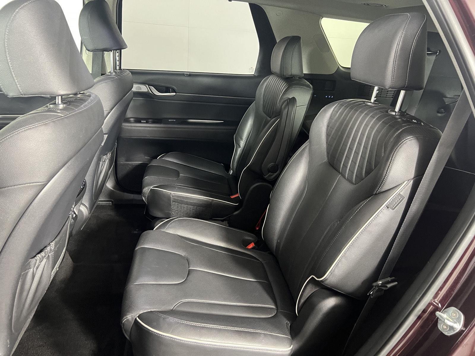 Used 2023 Sierra Burgundy Hyundai Limited image 12