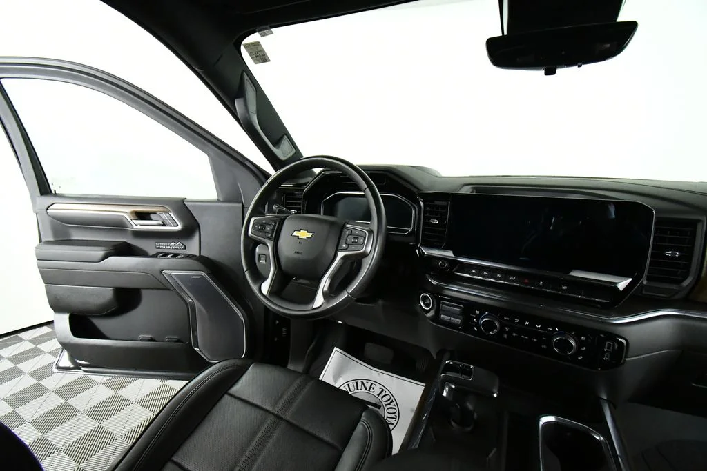 2023 Chevrolet Silverado 1500 High Country - Photo 19