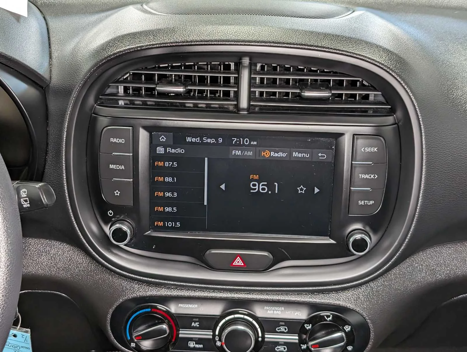 Used 2023 Mars Orange Kia LX image 18