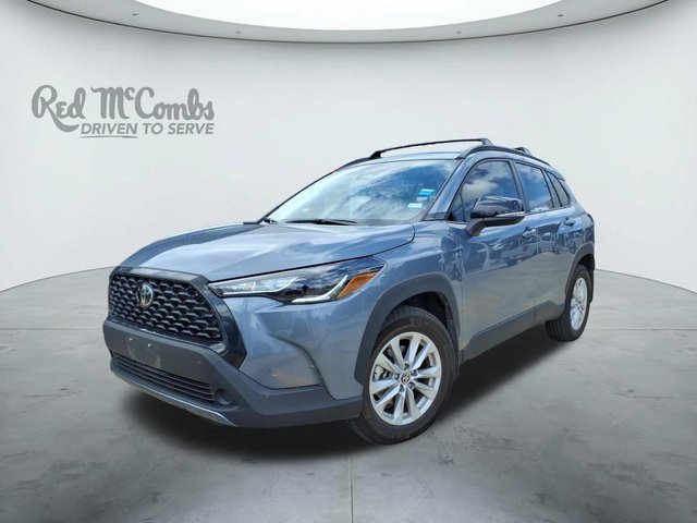2025 Toyota Corolla Cross LE