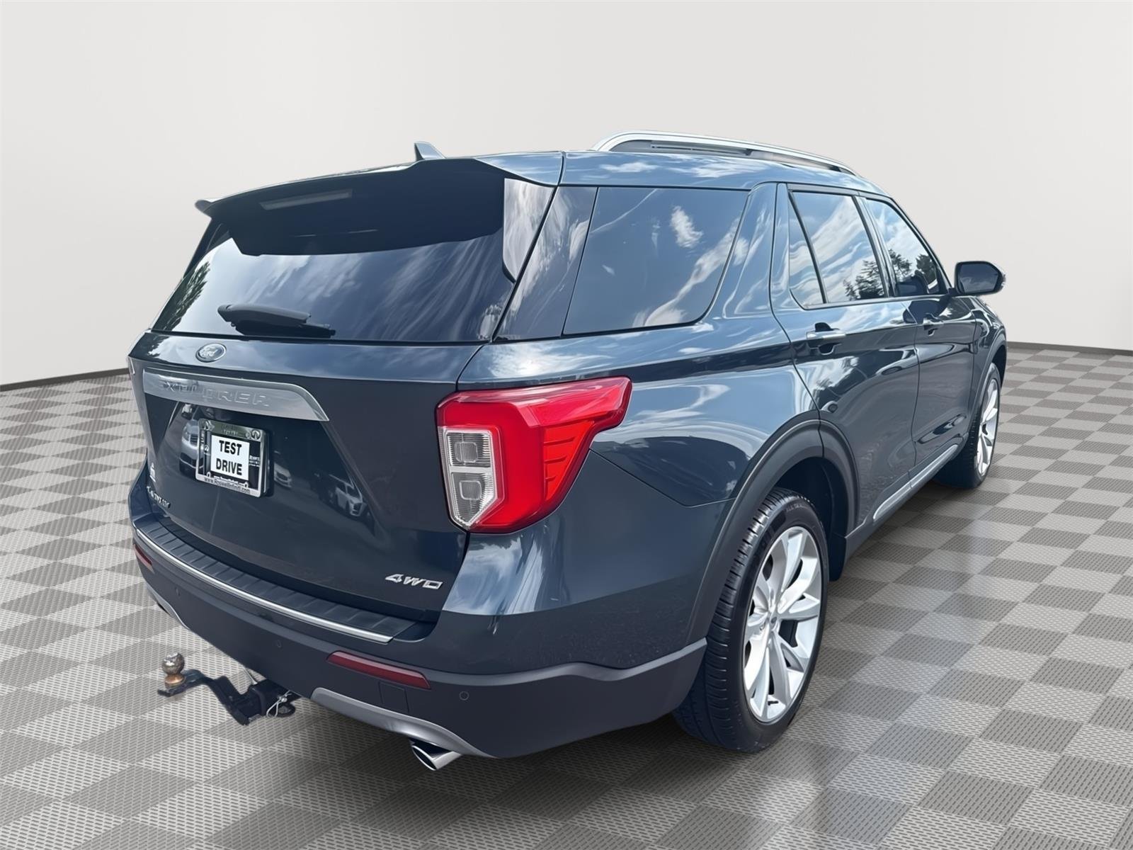 2022 Ford Explorer Platinum - Photo 6
