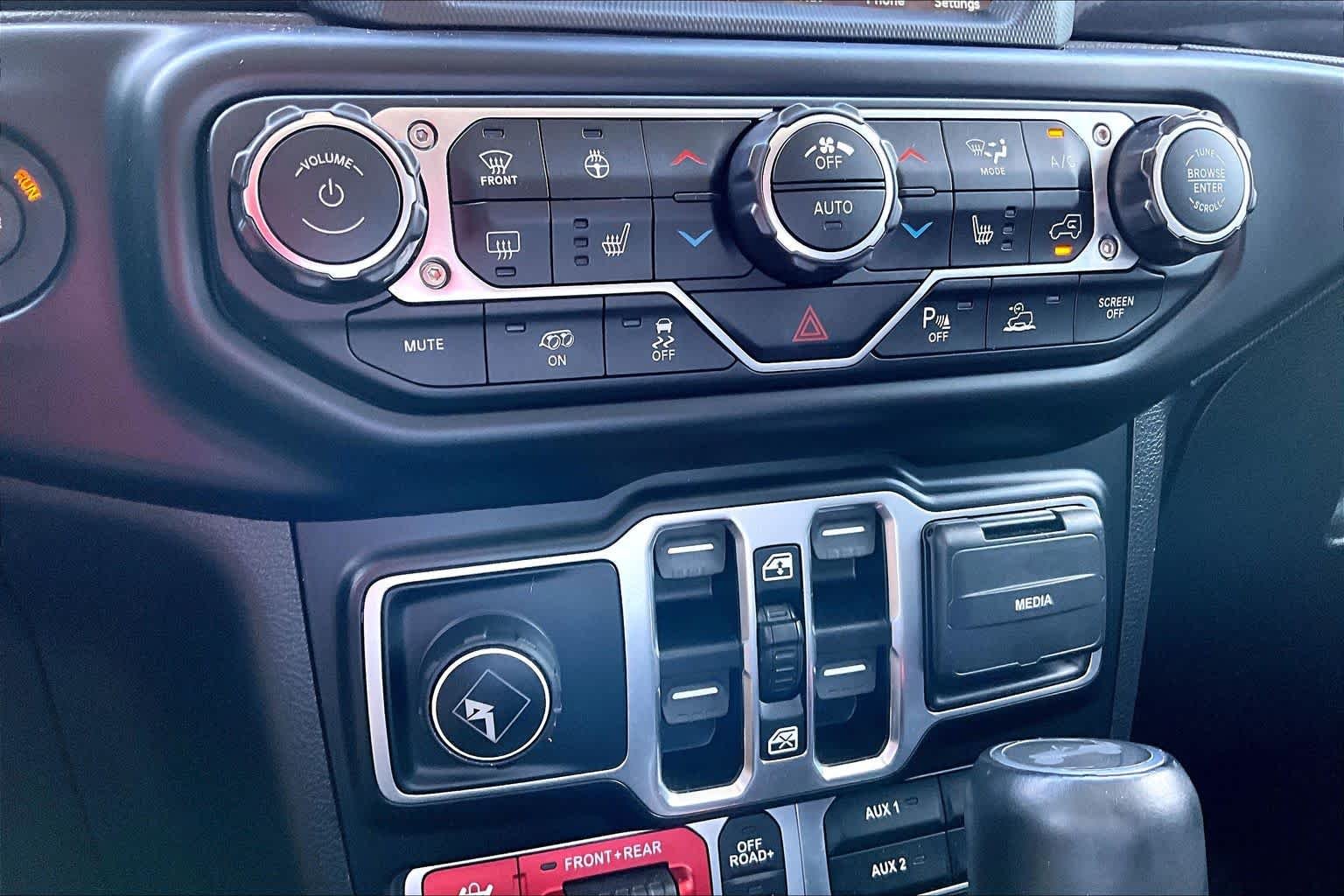 car-gallery-34