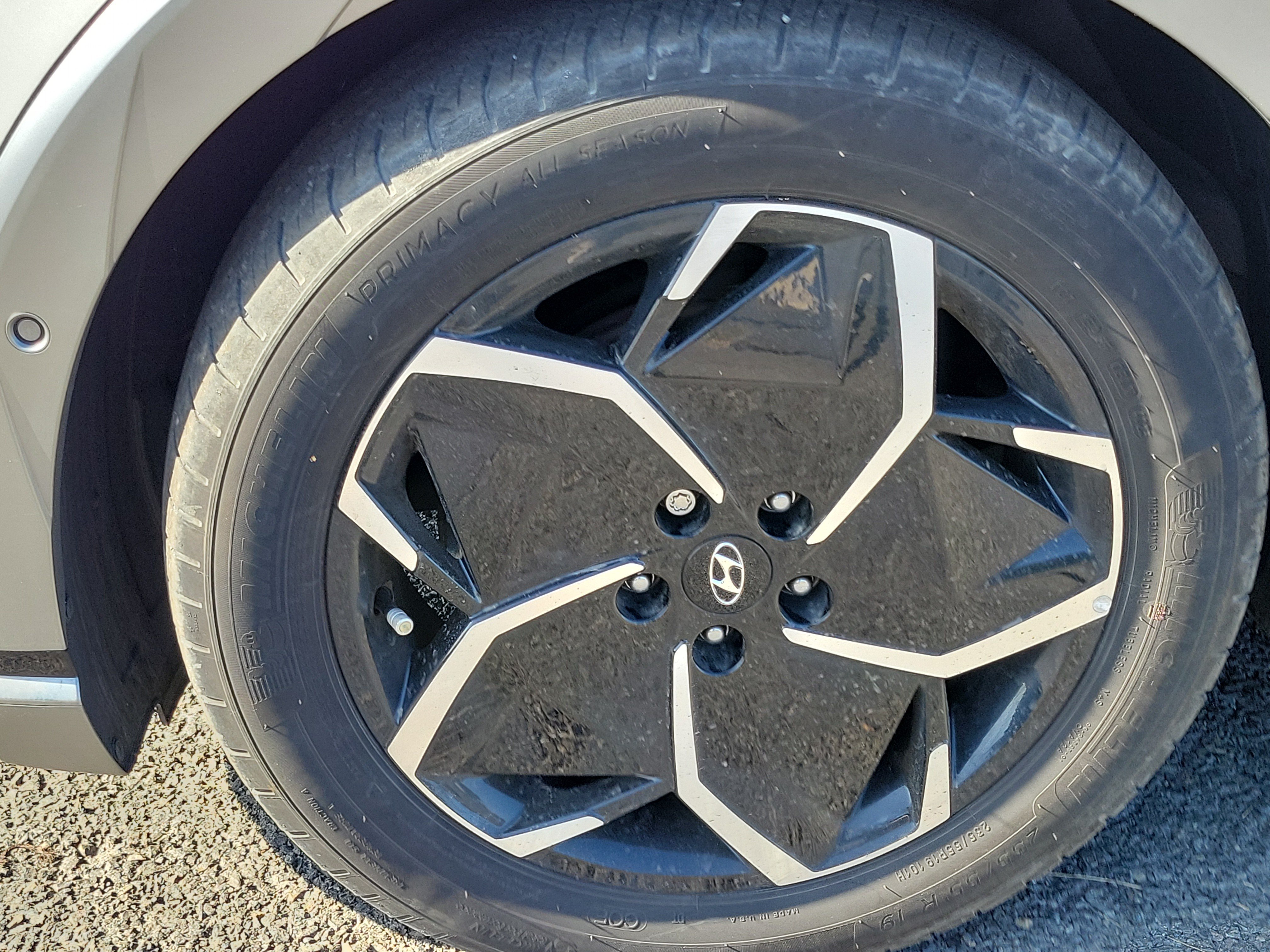 Certified Used 2024 Cyber Gray Hyundai Limited image 3