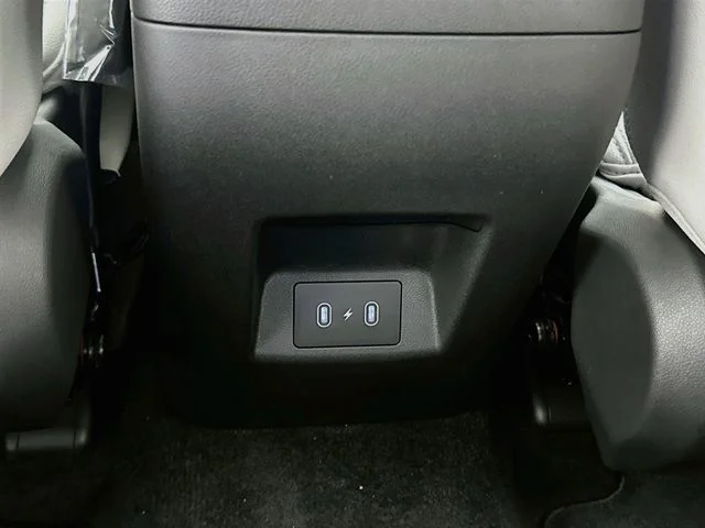 New 2027 Hyundai SANTA CRUZ SE