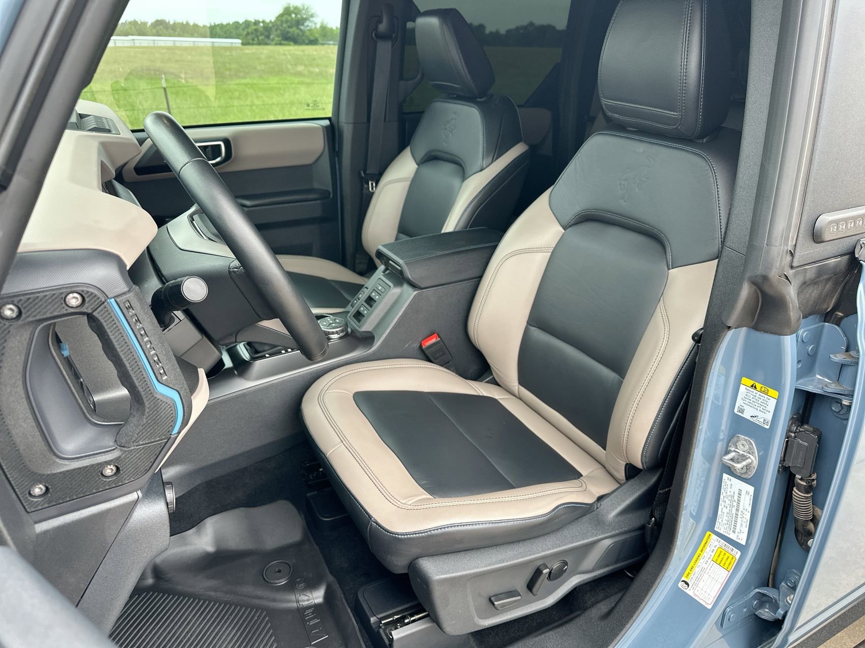 Used 2024 Azure Gray Metallic Ford Wildtrak image 11