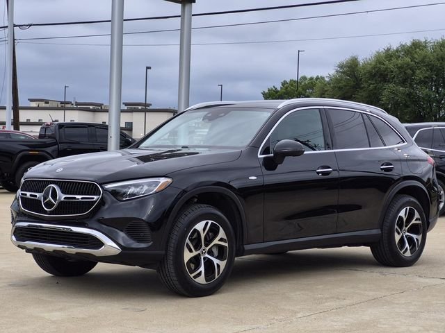 Certified Used 2025 Black Mercedes-Benz GLC 350e image 3