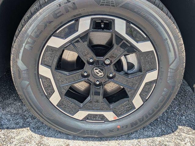 New 2026 Gray Hyundai SEL FWD image 11