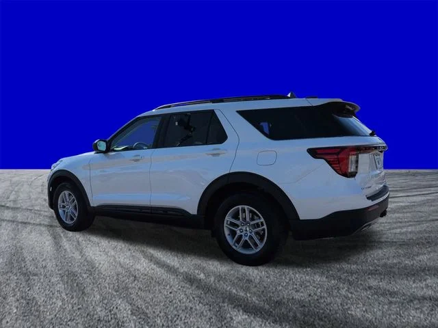 New 2026 Star White Metallic Tri-Coat Ford Active image 6