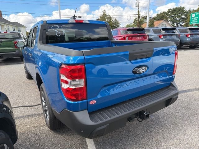 New 2025 Blue Ford XLT image 5
