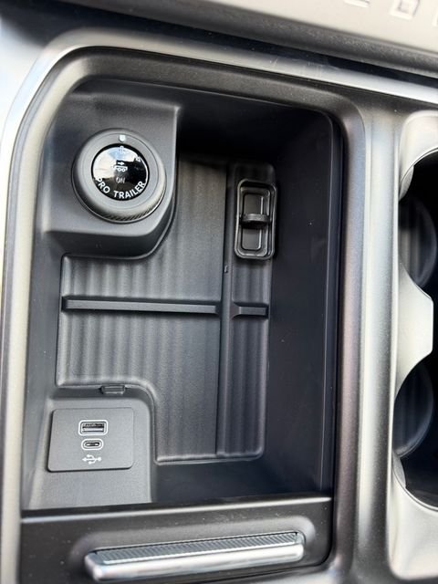New 2026 Glacier Gray Metallic Tri-Coat Ford MAX Active image 16