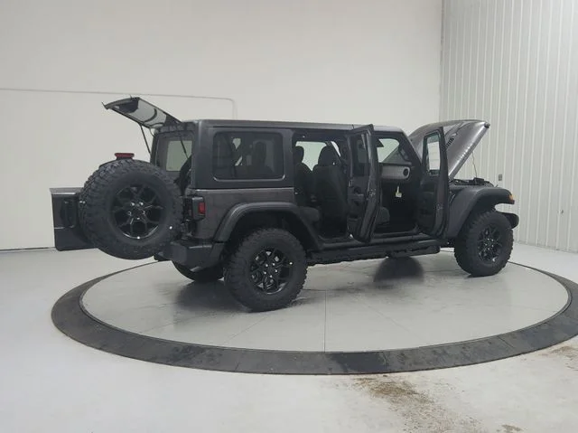 New 2026 Granite Crystal Metallic Clearcoat Jeep Willys image 15