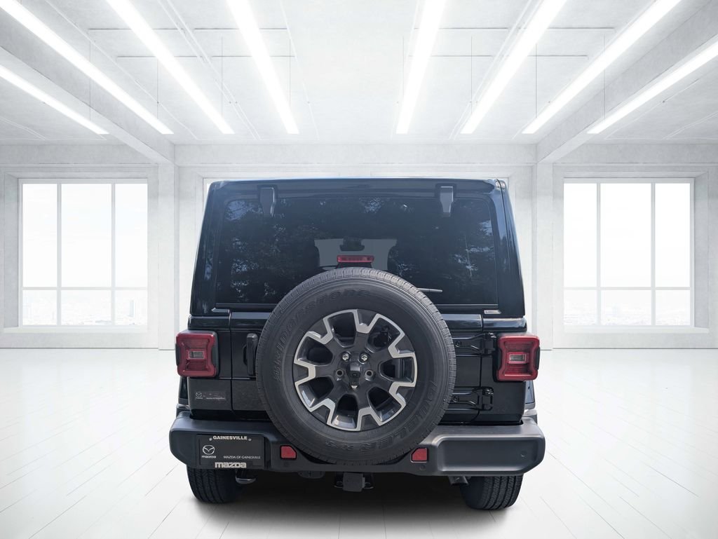 Used 2024 Black Jeep Sahara image 4