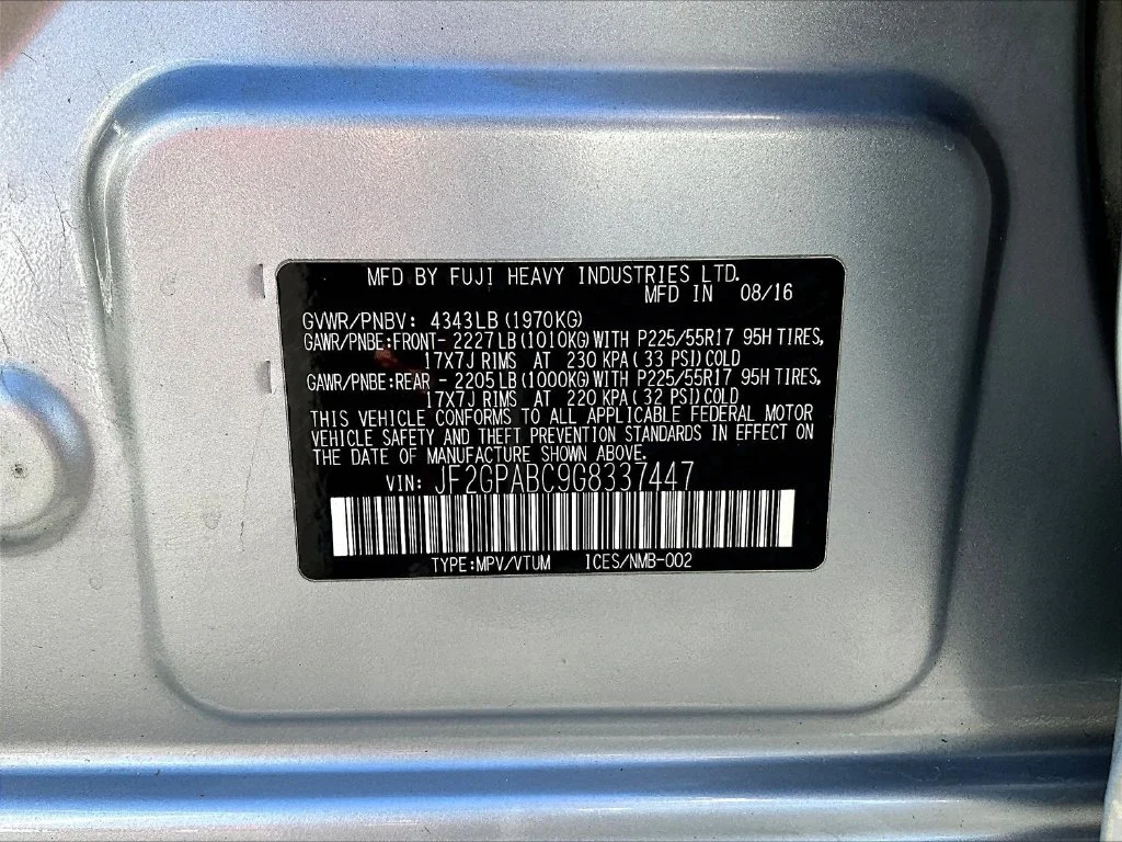 Used 2016 Silver Subaru 2.0i Premium image 19