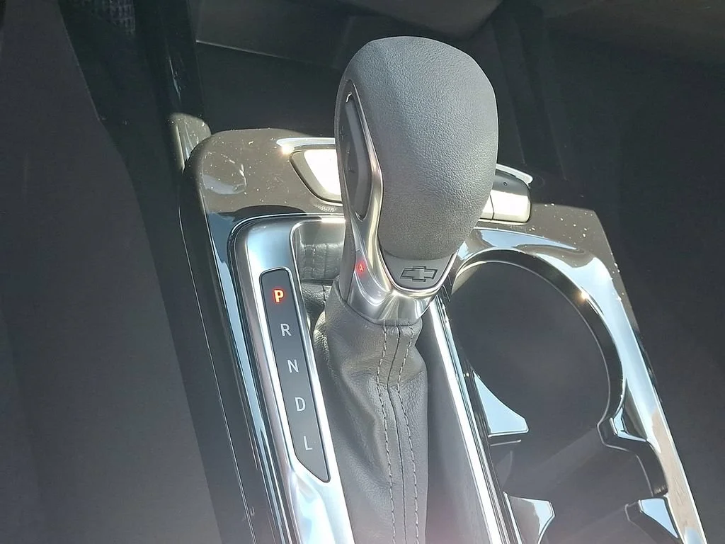 New 2026 Summit White Chevrolet LT image 16