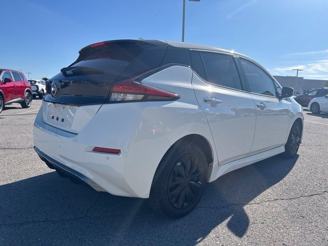 Used 2025 White Nissan S image 5