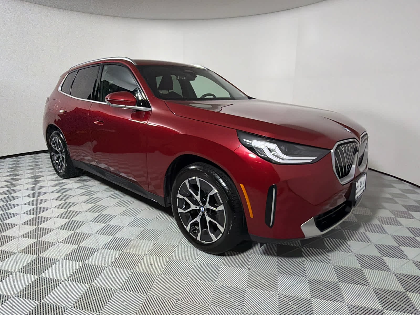 Used 2026 Vegas Red Metallic BMW 30 xDrive image 7