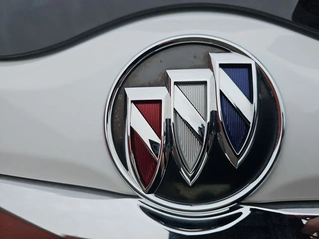 Used 2019 White Buick Premium Group image 35
